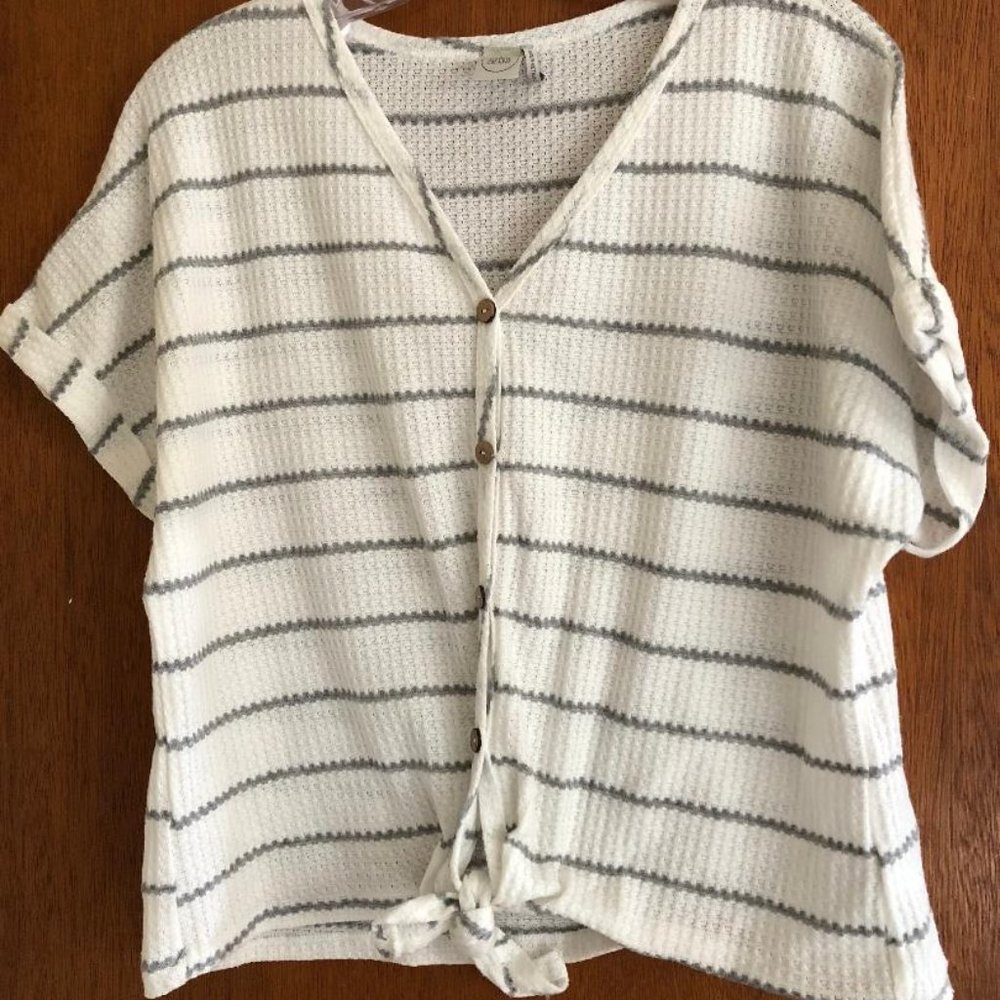 Paper Crane, Medium, Soft White with Grey Stripe, Button up Short Sleeve Sweater